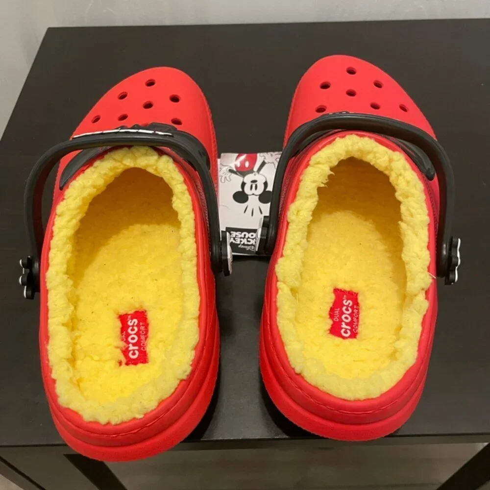 CROCS CLOG DISNEY MICKEY MOUSE SZ 5J RED YELLOW FUZZY LINED KAWAII ICONIC MICKEY